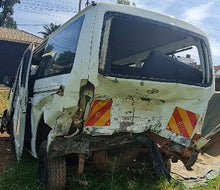 Load image into Gallery viewer, TOYOTA HIACE (DRONE) - UAW 023Z