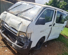 Load image into Gallery viewer, TOYOTA HIACE (DRONE) - UAW 023Z