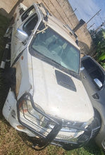 Load image into Gallery viewer, PICK-UP 4WD DOUBLE CABIN - UAW 658V