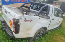 Load image into Gallery viewer, ISUZU PICK-UP DOUBLE CABIN - UBK 399V
