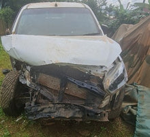 Load image into Gallery viewer, ISUZU PICK-UP DOUBLE CABIN - UBK 399V