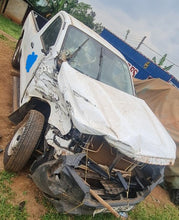 Load image into Gallery viewer, NISSAN DOUBLE CABIN - UBP 347F