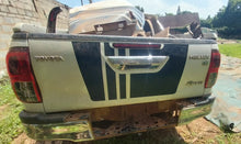 Load image into Gallery viewer, TOYOTA HILUX DOUBLE CABIN - UBP 333S