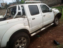 Load image into Gallery viewer, NISSAN PICK-UP DOUBLE CABIN - UAV 249D