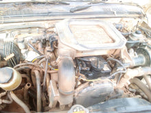 Load image into Gallery viewer, NISSAN PICK-UP DOUBLE CABIN - UAV 249D