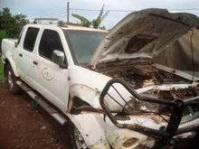 Load image into Gallery viewer, NISSAN PICK-UP DOUBLE CABIN - UAV 249D