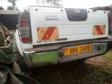 Load image into Gallery viewer, NISSAN PICK-UP DOUBLE CABIN - UAV 249D
