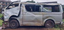 Load image into Gallery viewer, TOYOTA HIACE (DRONE) - UBL 275C