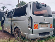 Load image into Gallery viewer, TOYOTA HIACE (DRONE) - UBL 275C