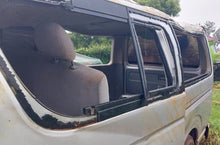 Load image into Gallery viewer, TOYOTA HIACE (DRONE) - UBL 275C