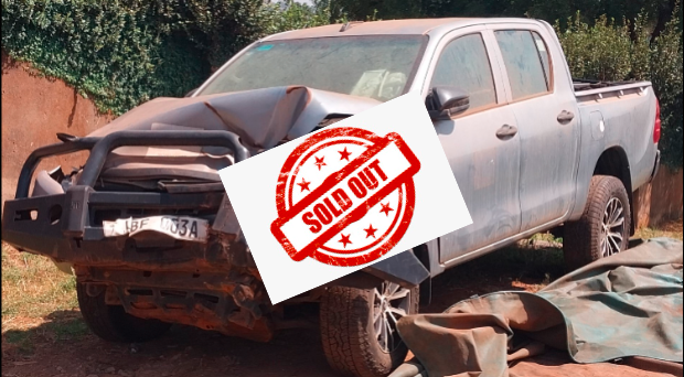TOYOTA HILUX-PICK-UP DOUBLE CABIN - UBF 003A