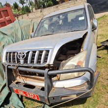 Load image into Gallery viewer, LAND CRUISER PRADO - UAL 037J
